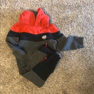 Abercrombie boys sweatpants and hoodie